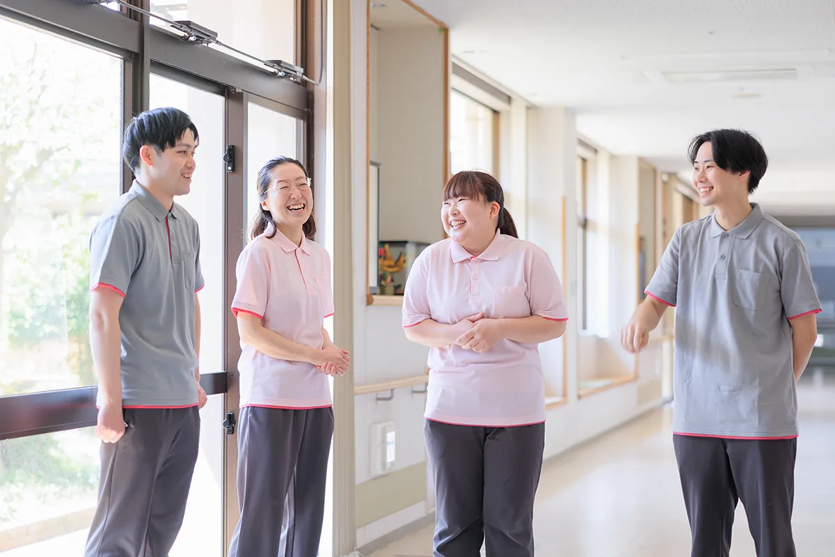 職員たちの様子