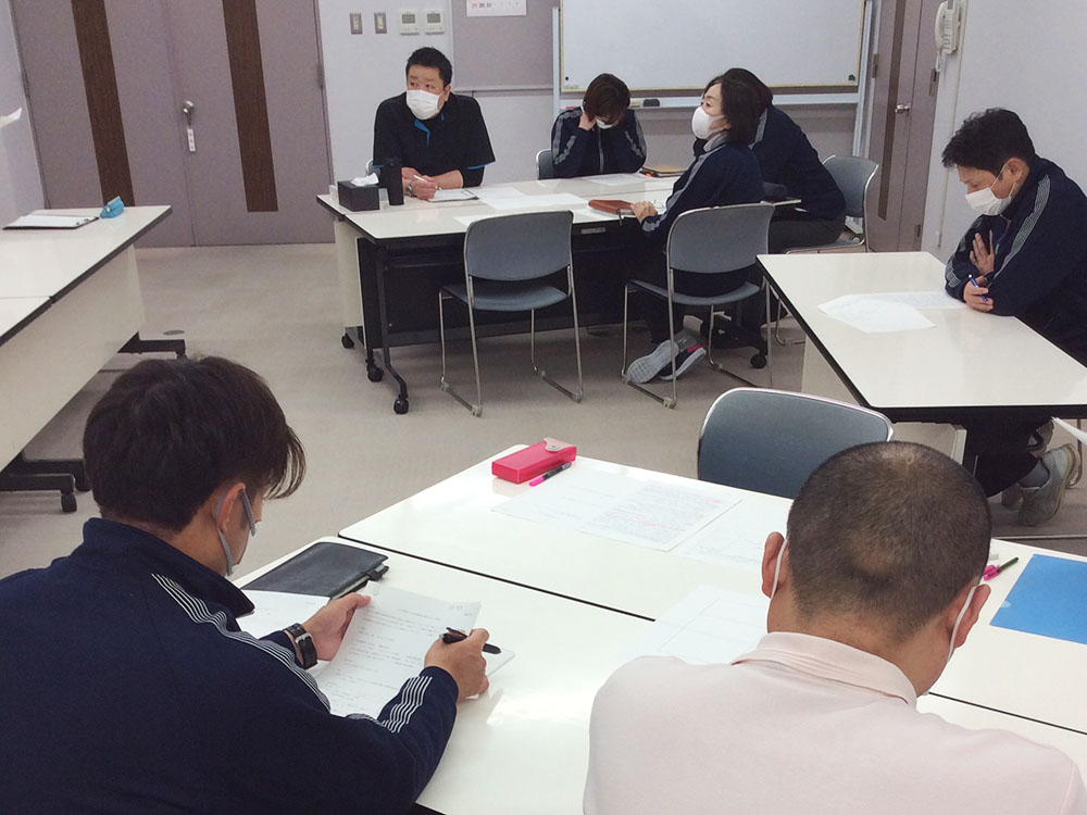 施設内研修